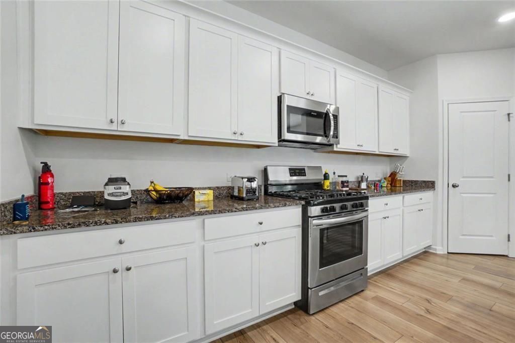304 Rivulet Drive Property Photo 12