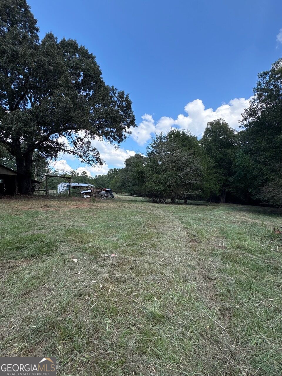 219 Rogers Circle Property Photo 8