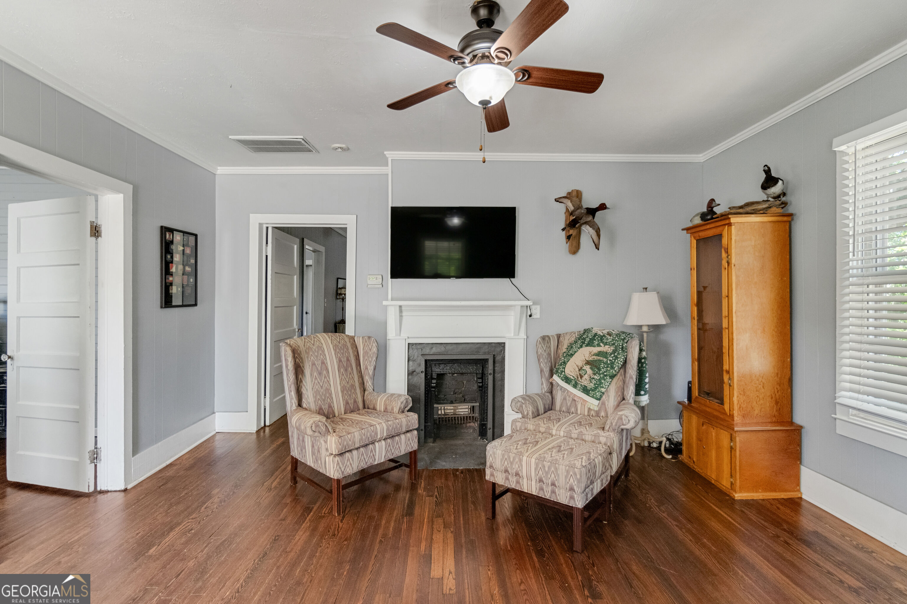565 Williford Street Property Photo 6