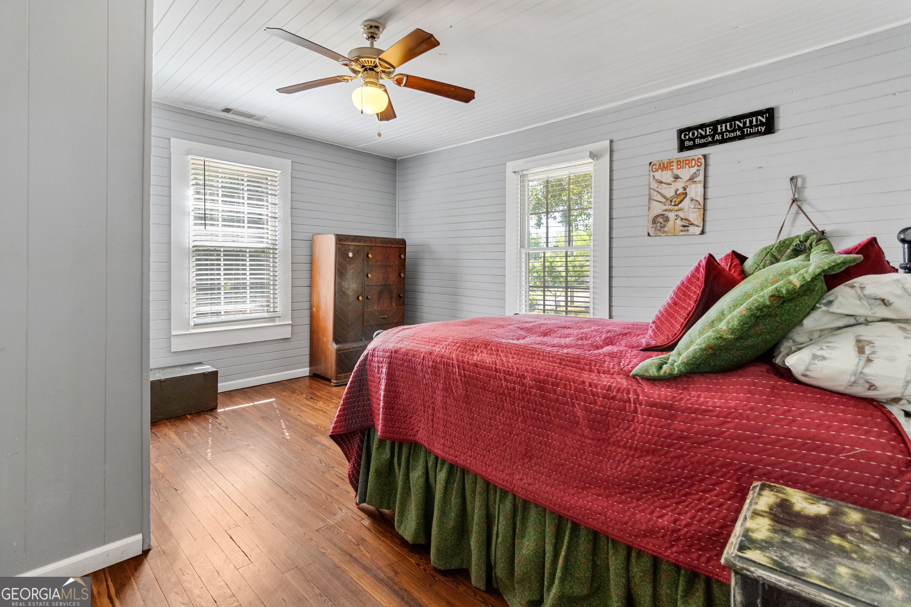 565 Williford Street Property Photo 8