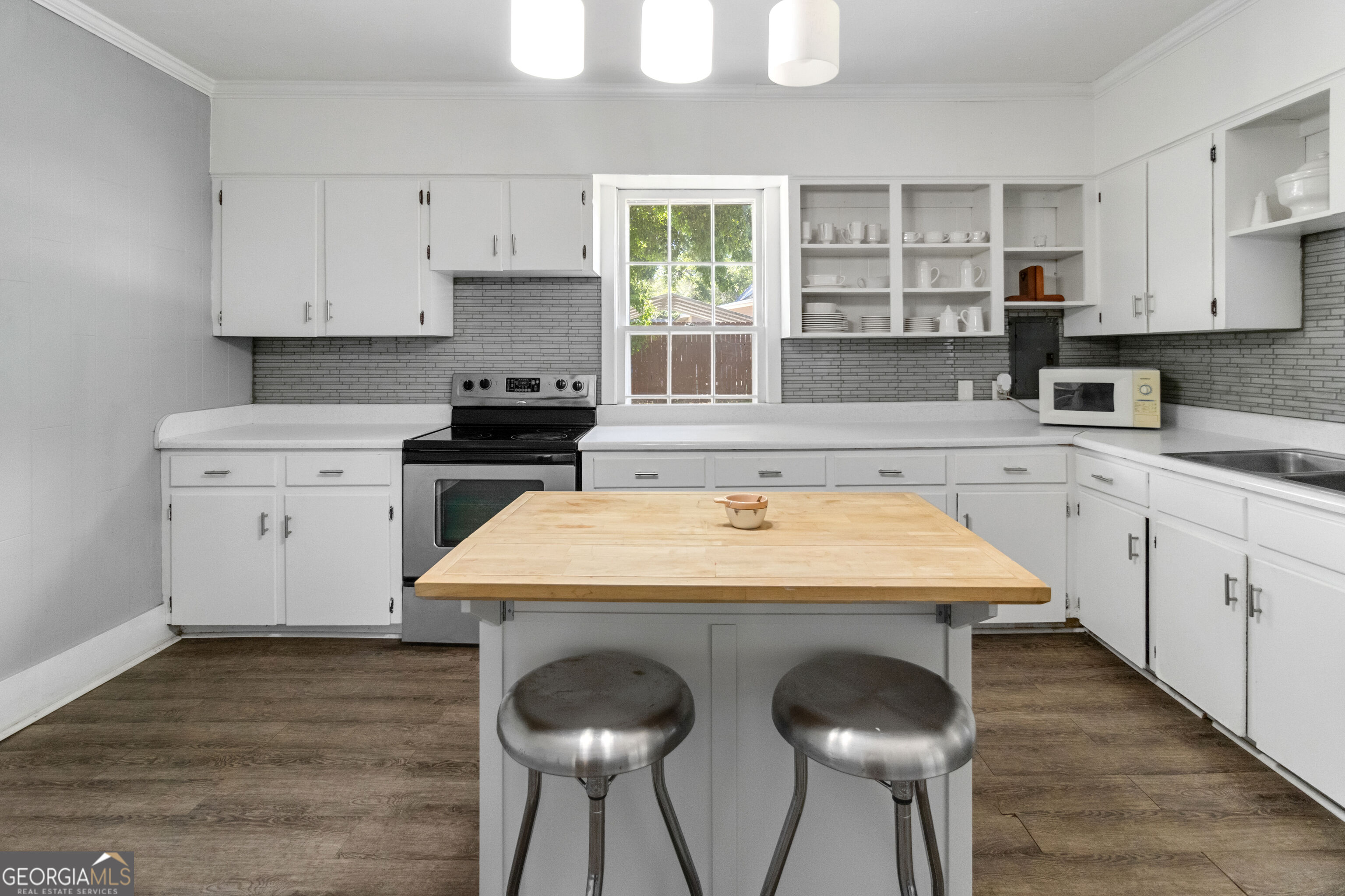 565 Williford Street Property Photo 17