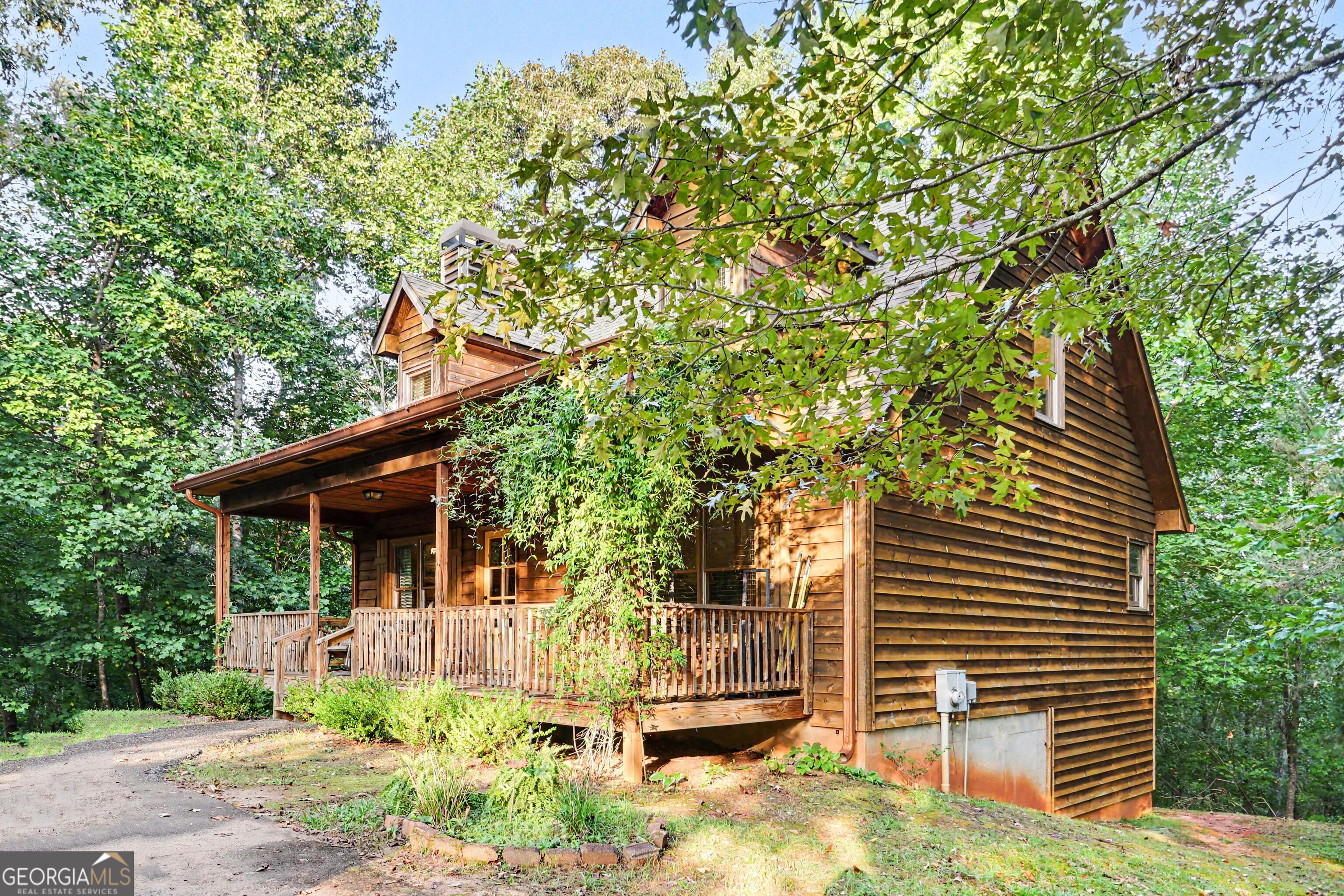 555 River Flow Drive Property Photo 3