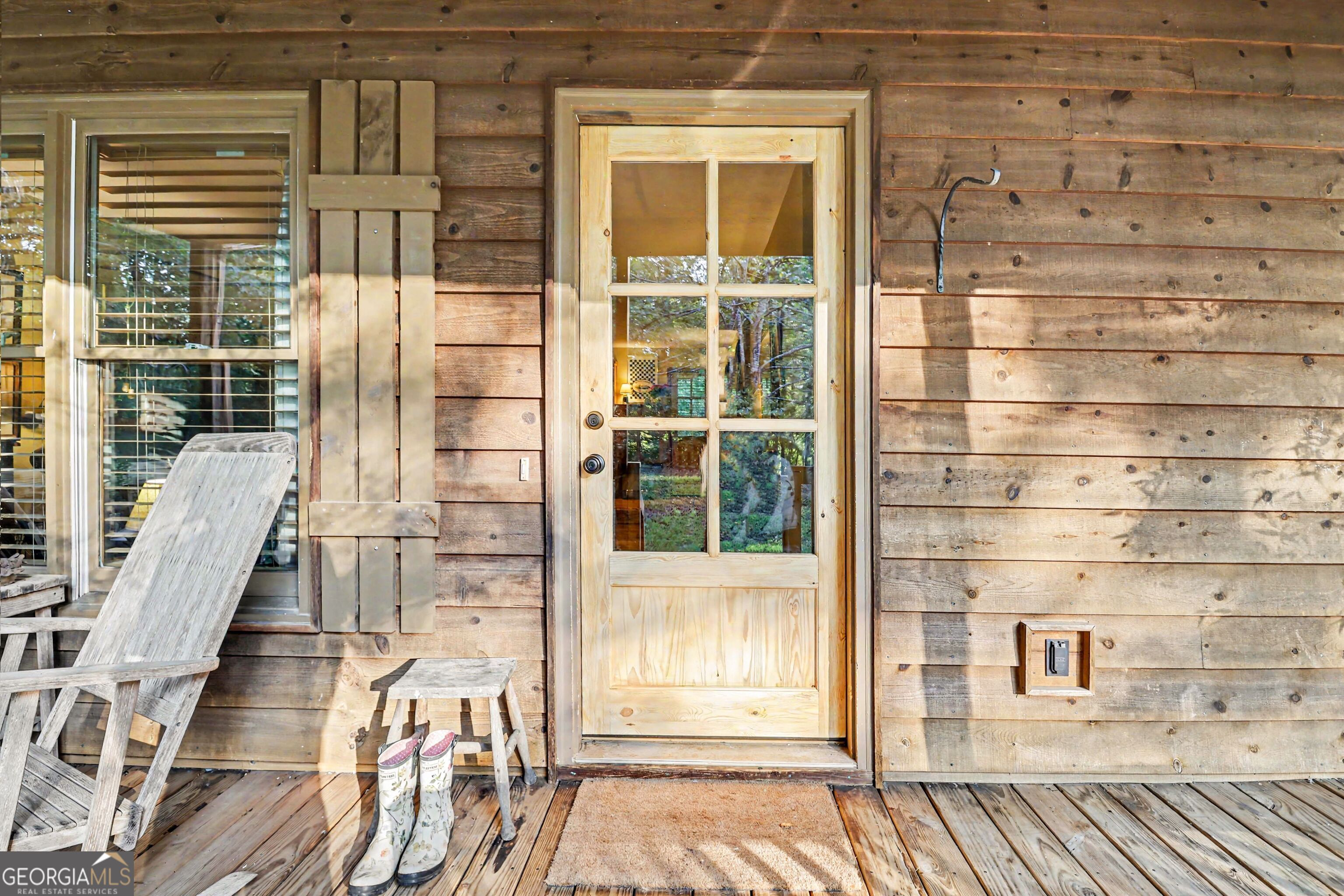 555 River Flow Drive Property Photo 4