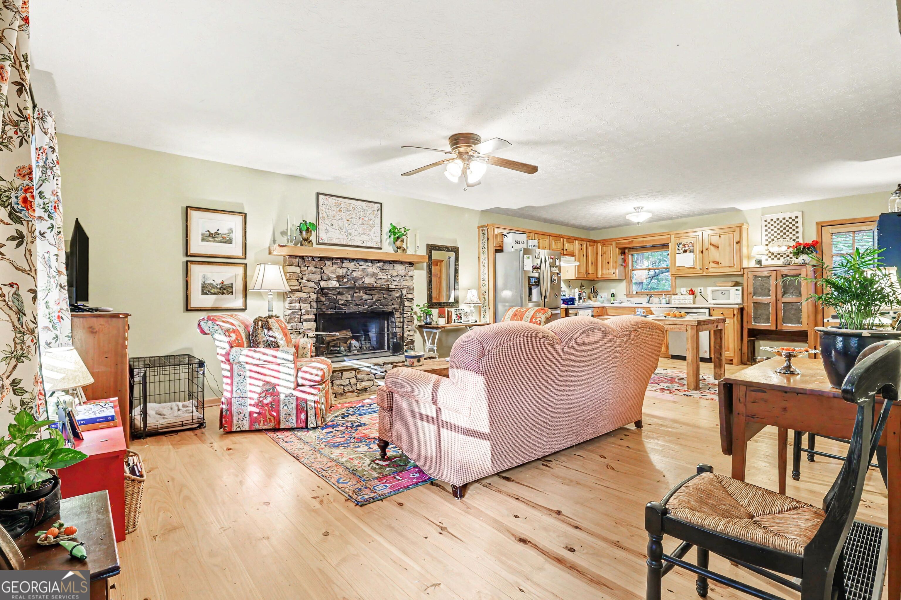 555 River Flow Drive Property Photo 6