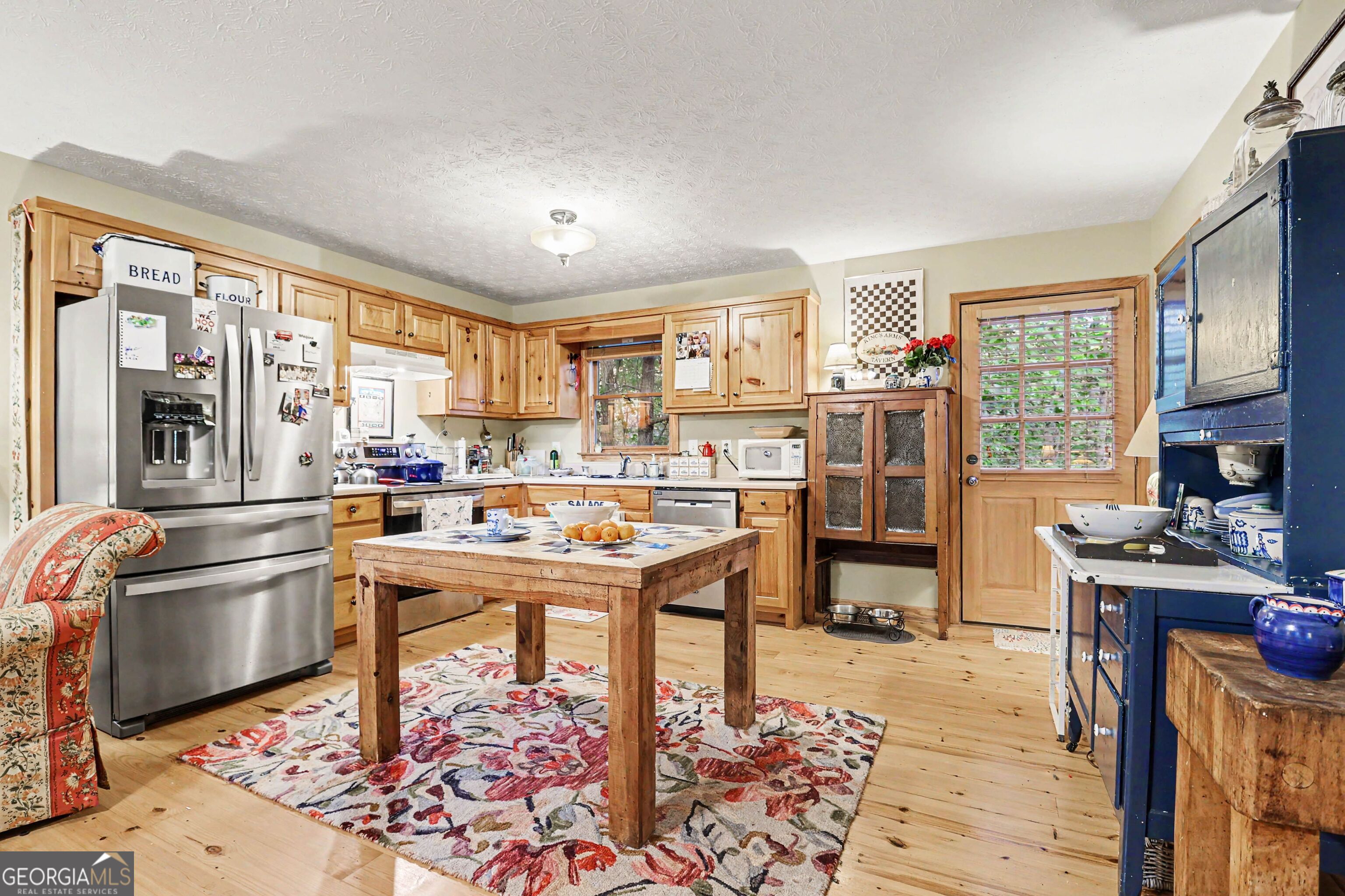 555 River Flow Drive Property Photo 8