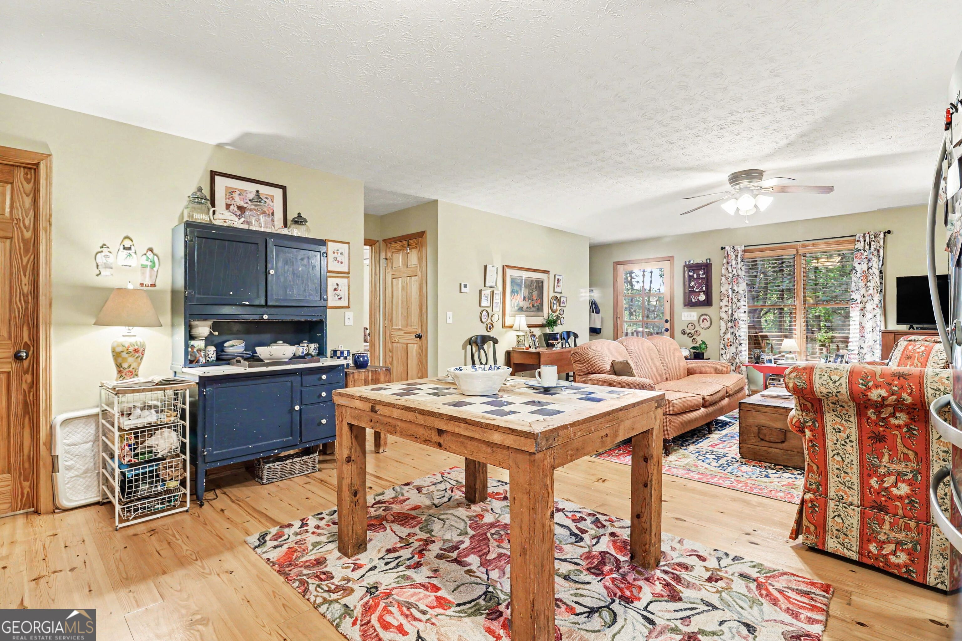 555 River Flow Drive Property Photo 9