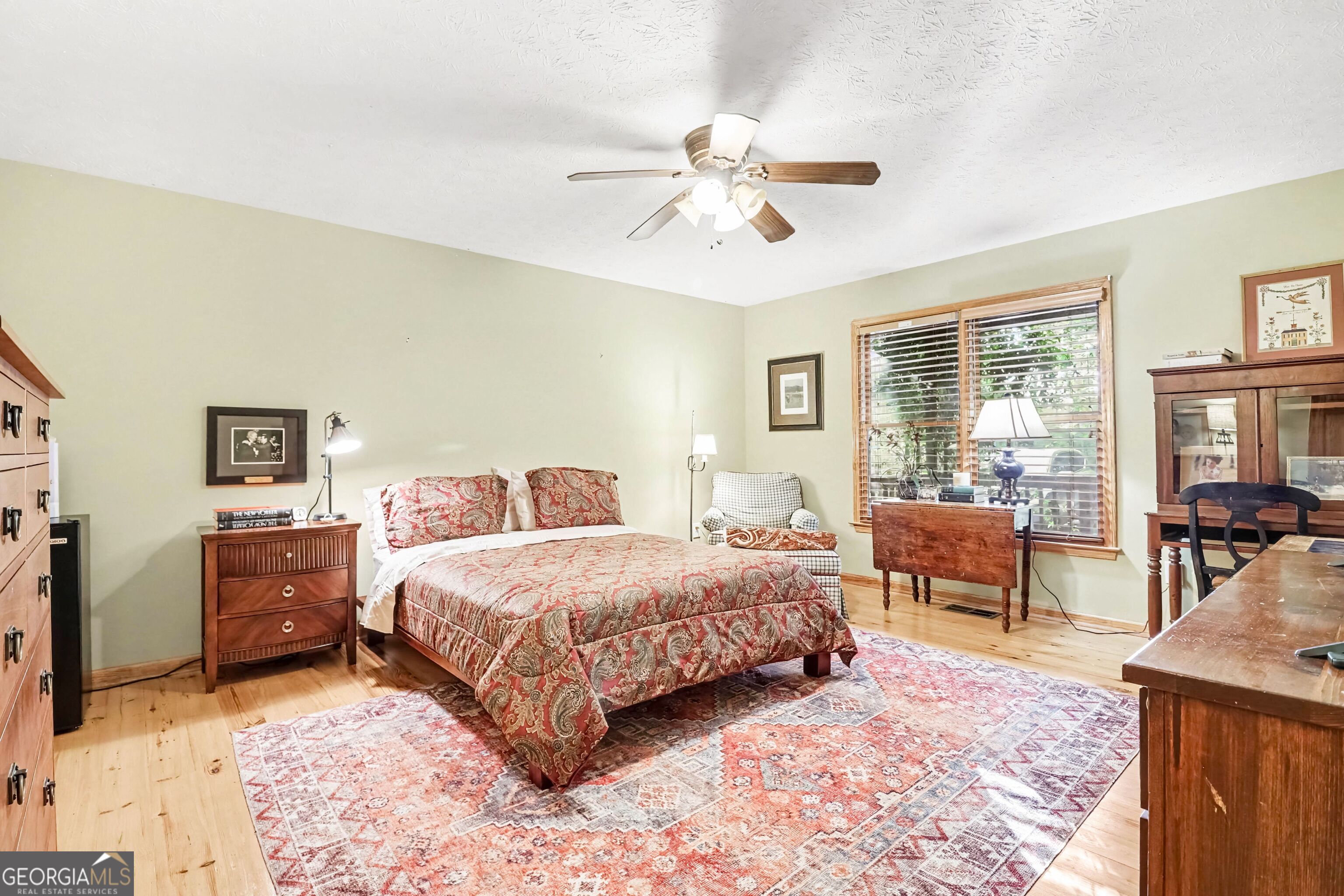 555 River Flow Drive Property Photo 12