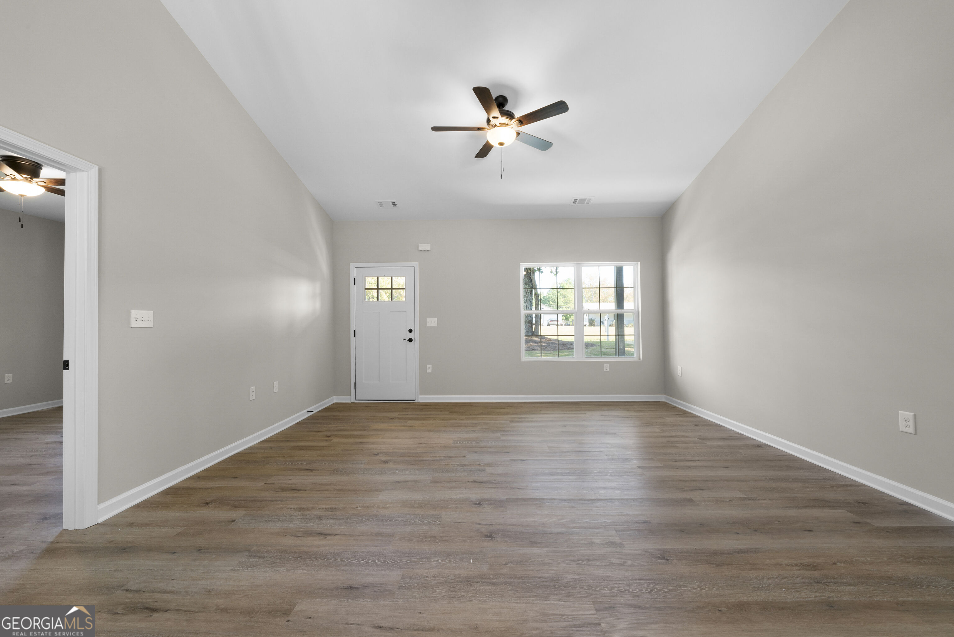 652 Harris Circle Property Photo 11