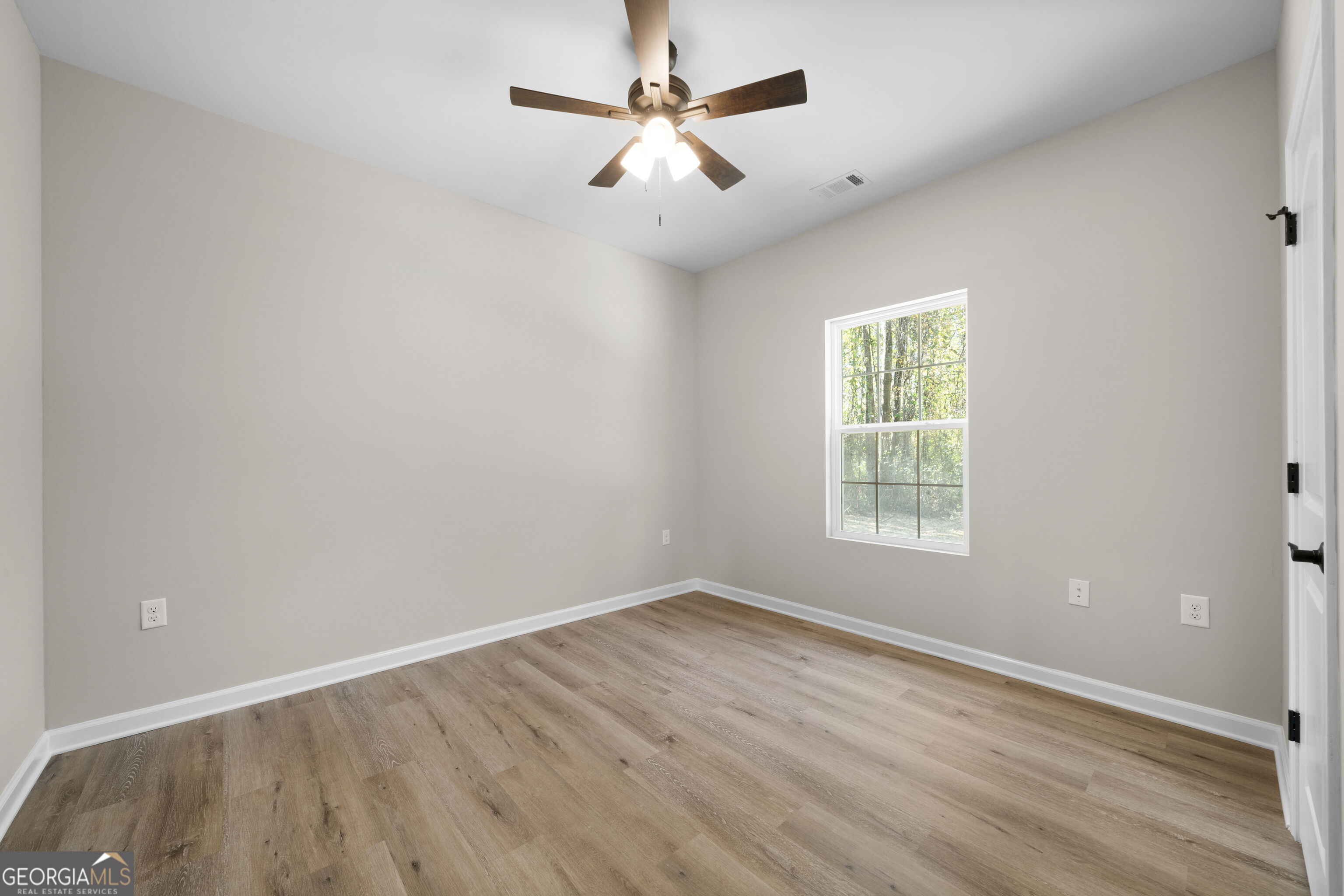 652 Harris Circle Property Photo 19