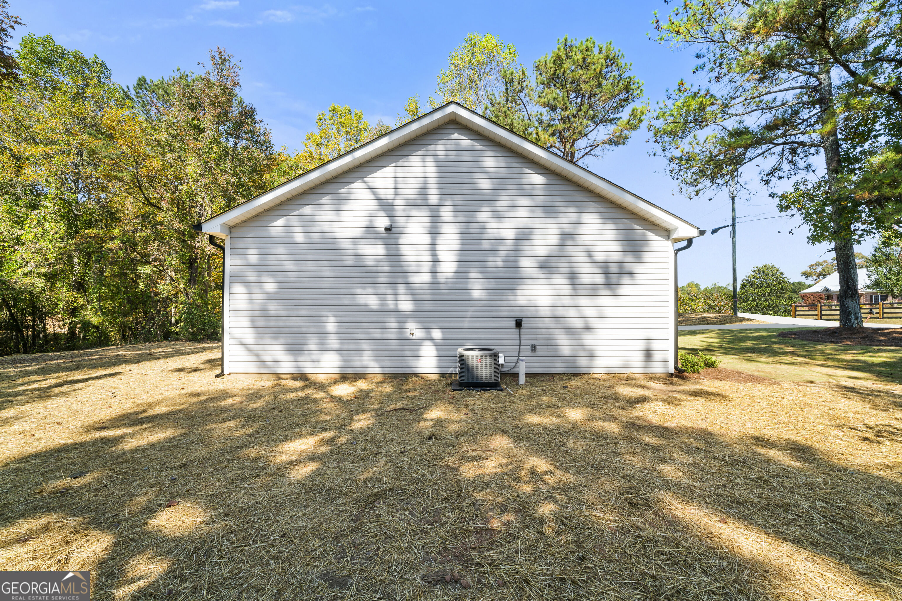 652 Harris Circle Property Photo 25