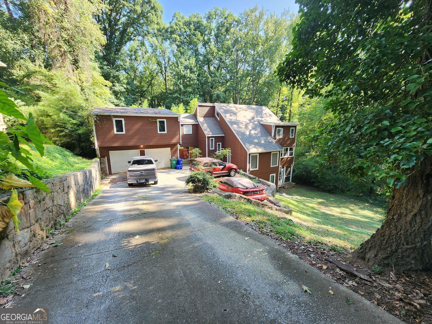 258 Kenilworth Circle Property Photo 1