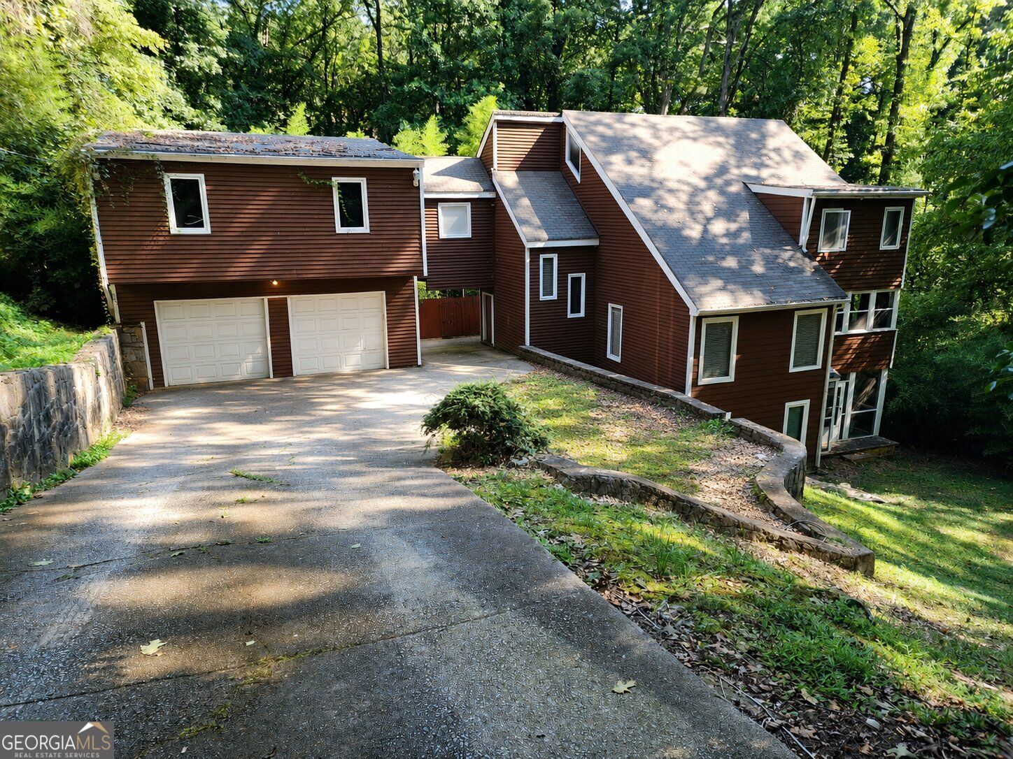 258 Kenilworth Circle Property Photo 1