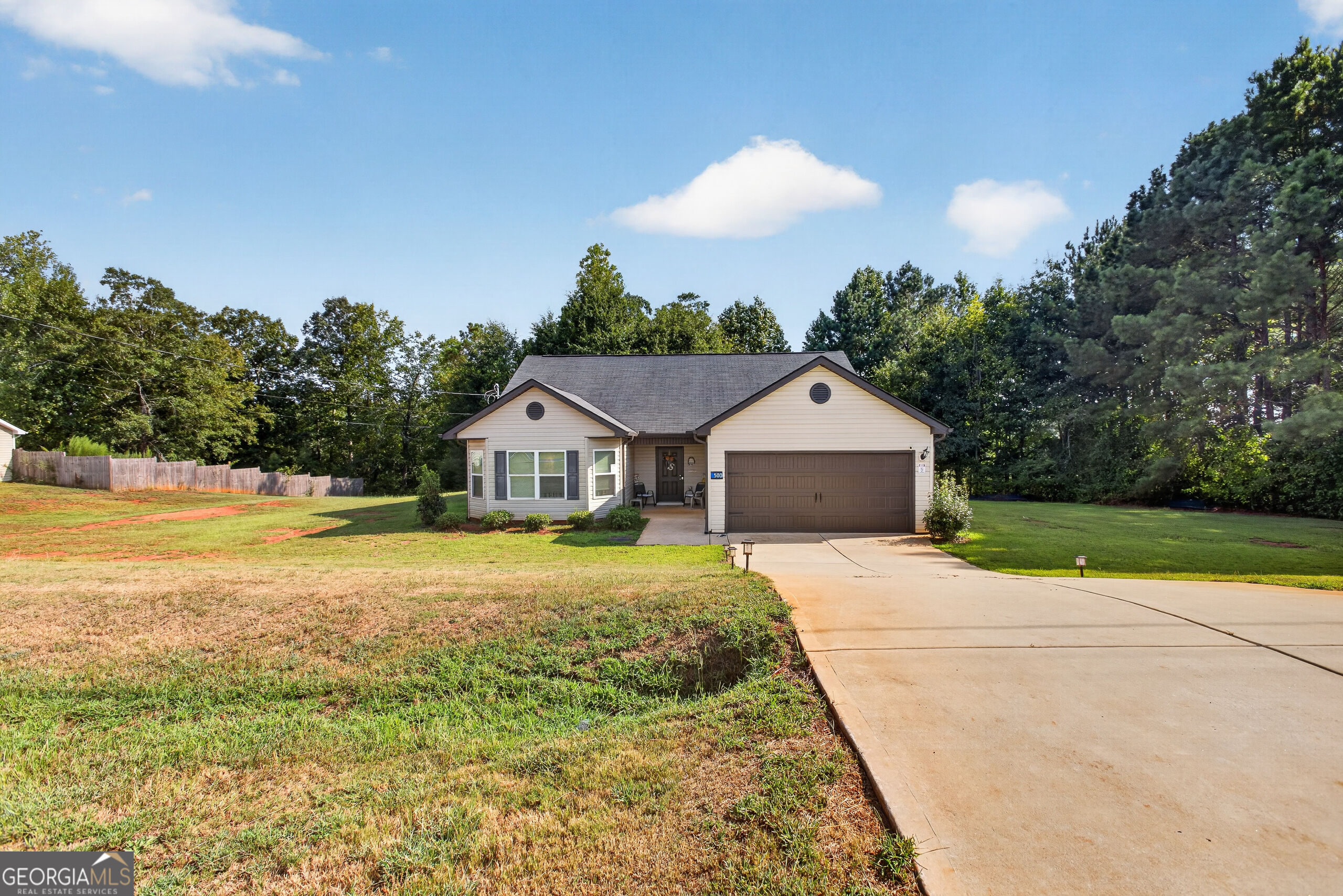 500 Heath Drive Property Photo 1