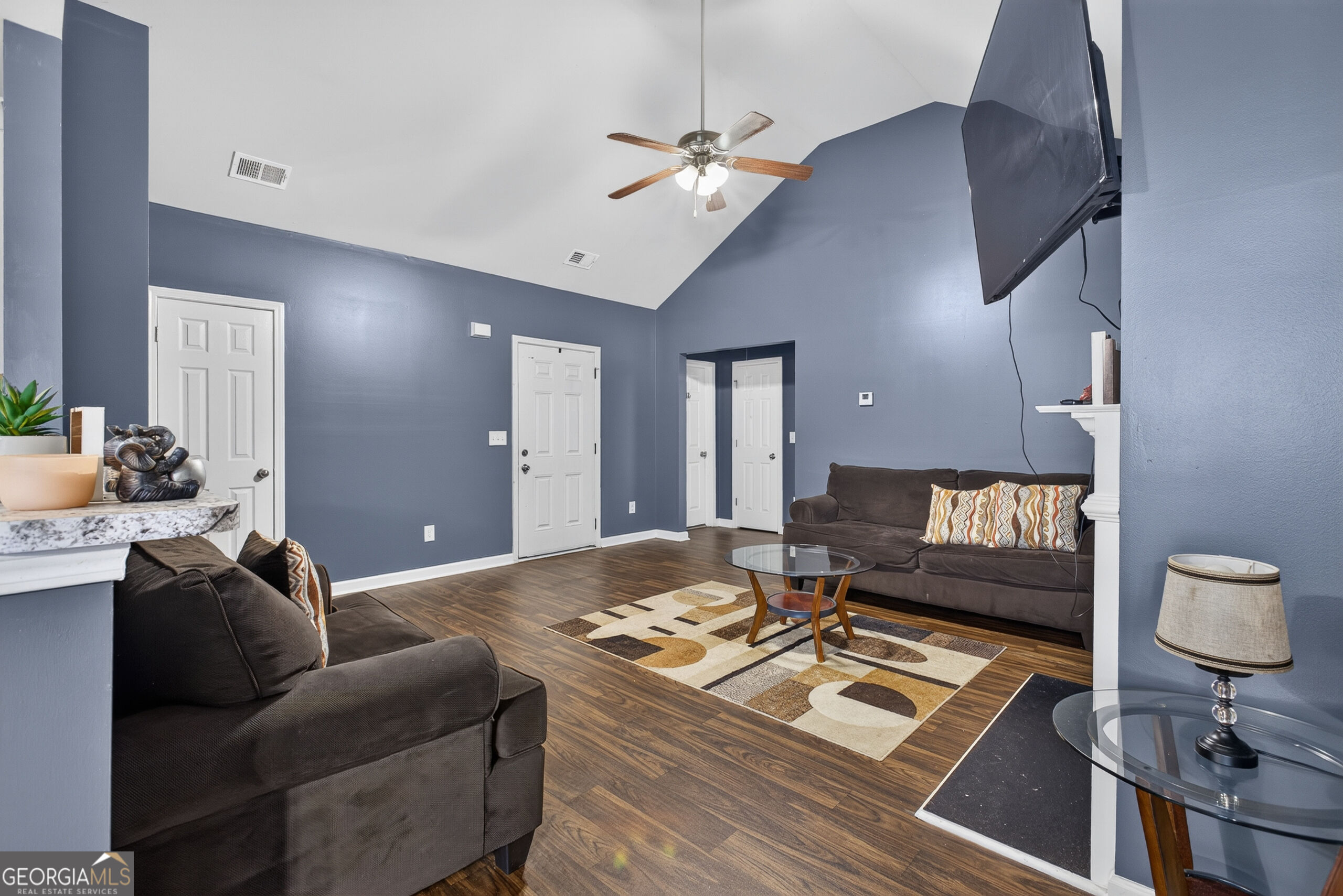 500 Heath Drive Property Photo 4