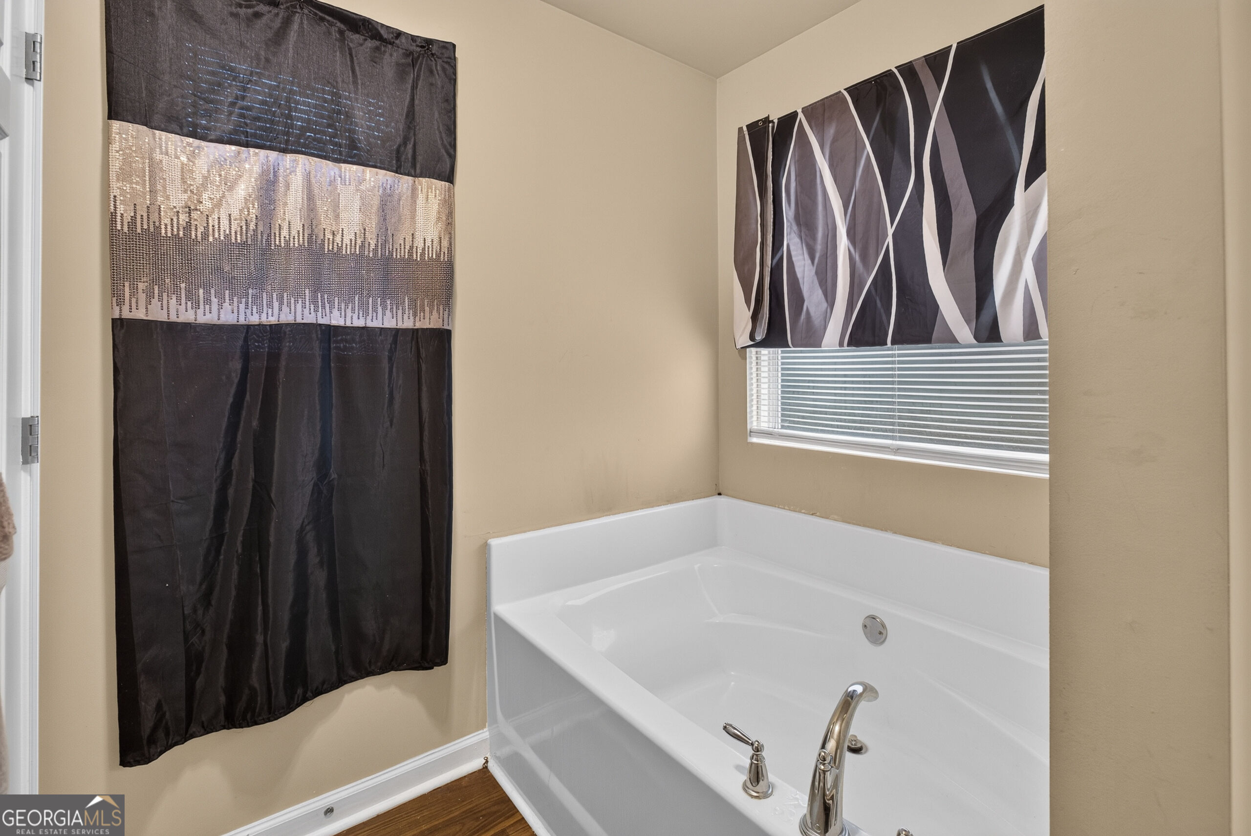 500 Heath Drive Property Photo 17