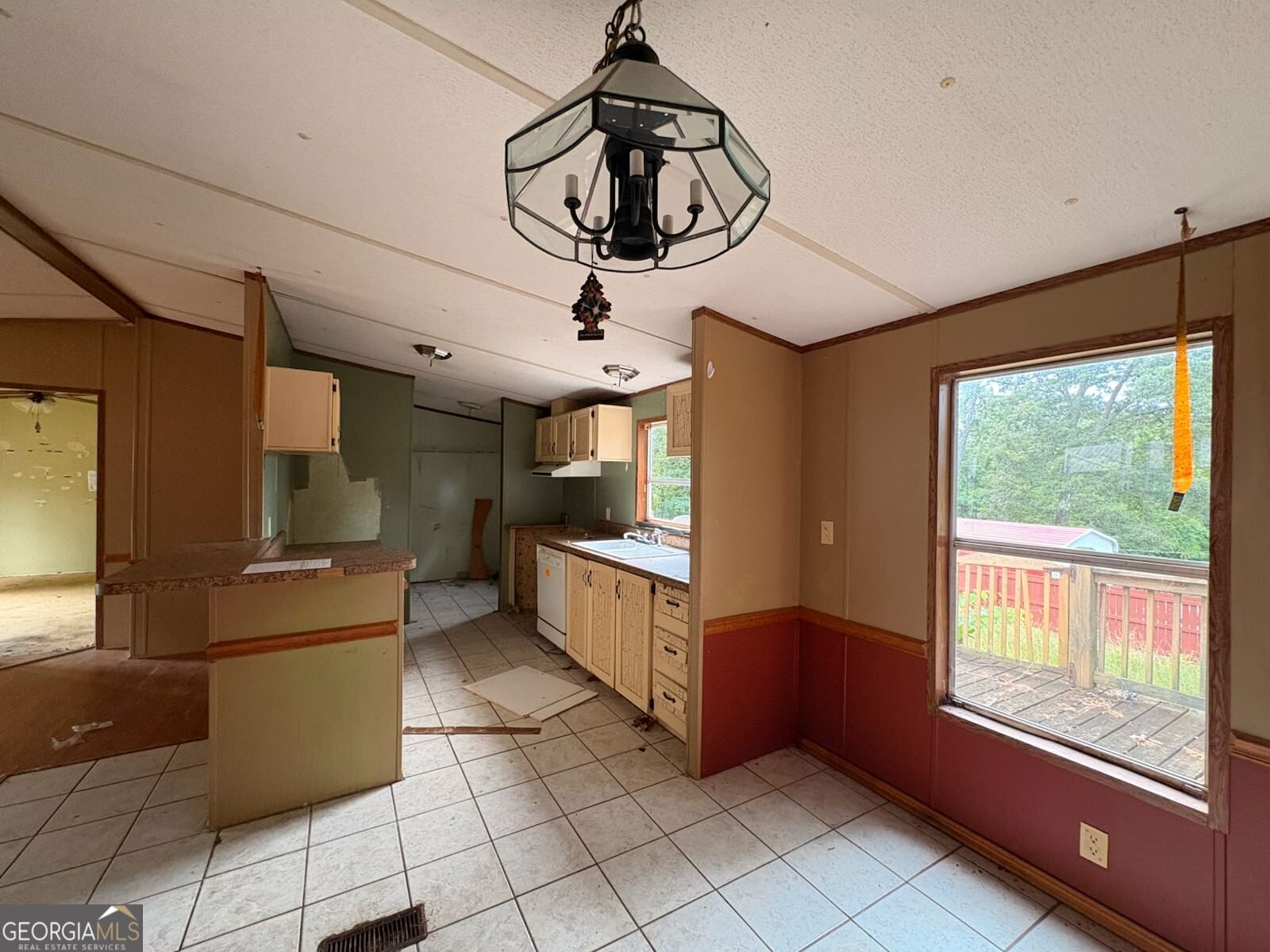 71 Elm Street Property Photo 15