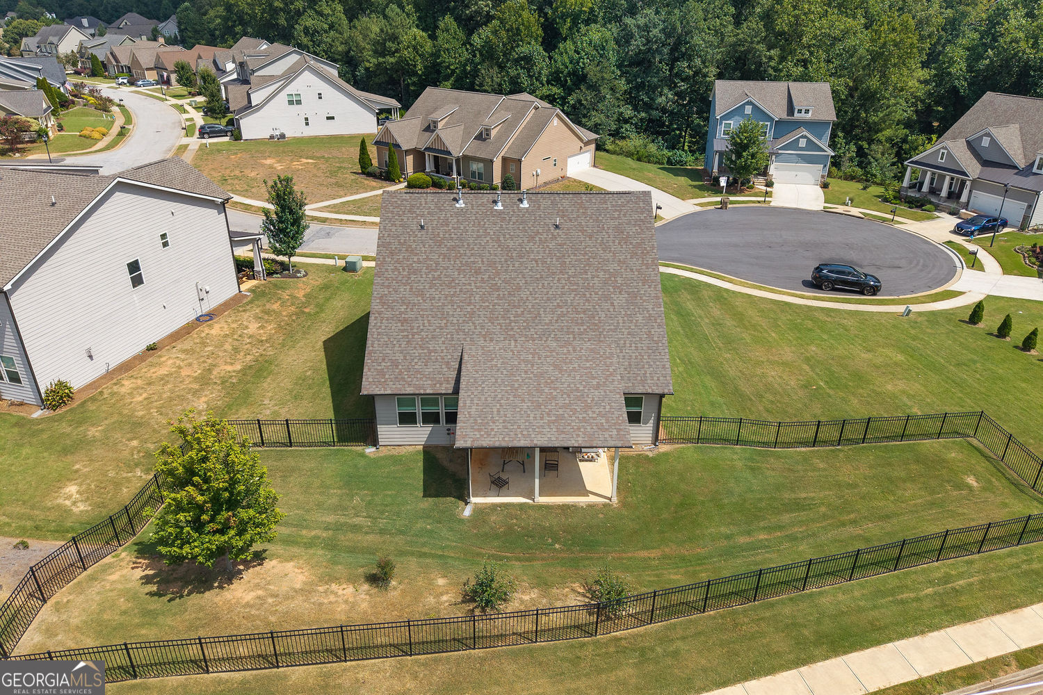 352 Chestnut Chase Property Photo 2