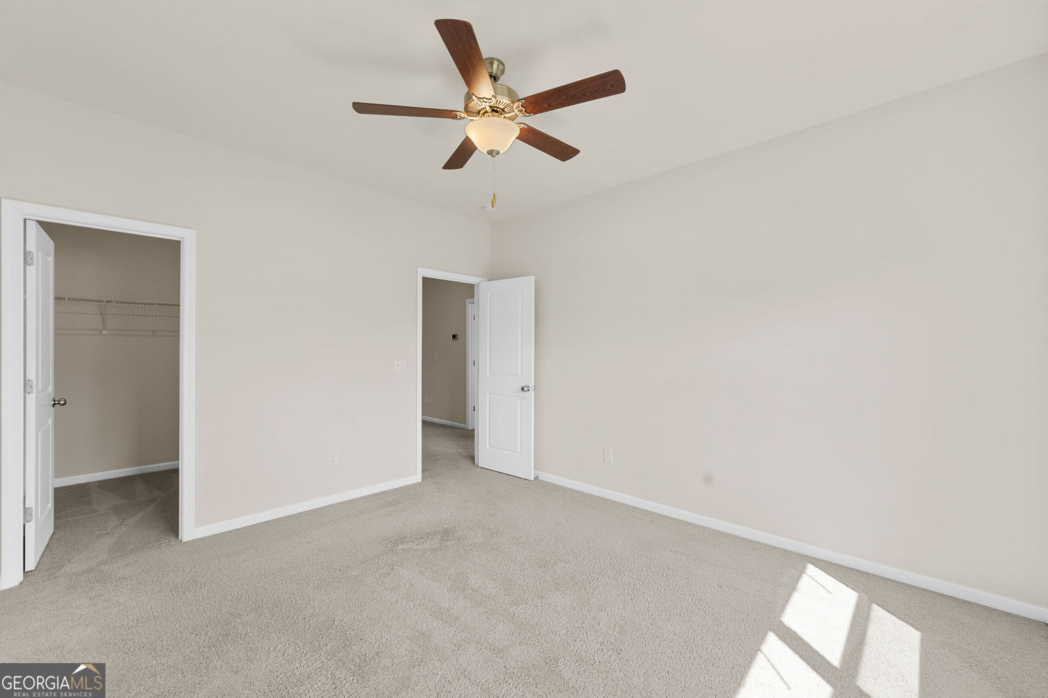 352 Chestnut Chase Property Photo 38