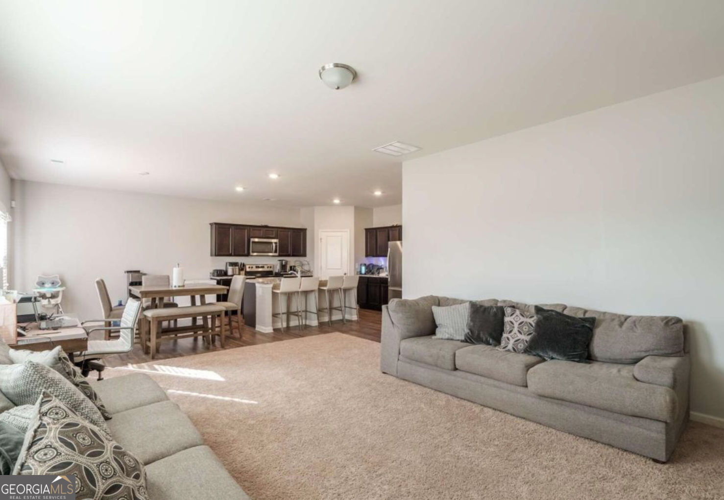 449 Mccall Way Property Photo 12