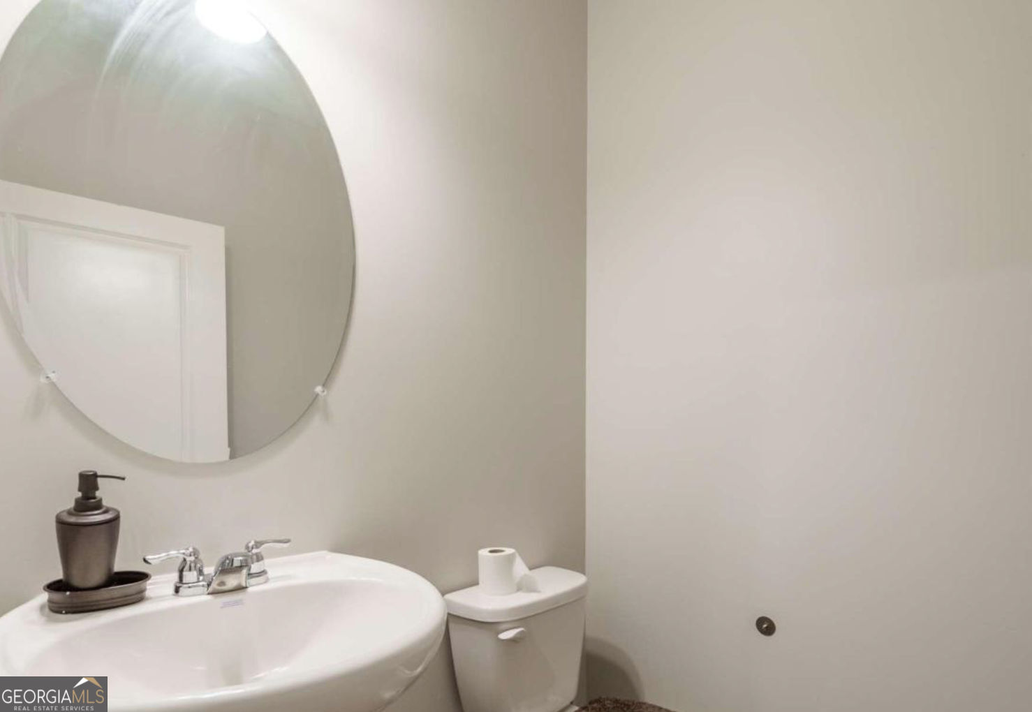 449 Mccall Way Property Photo 13