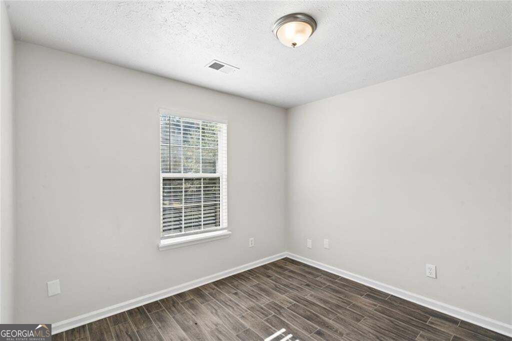 4879 Lake Park Lane Property Photo 12