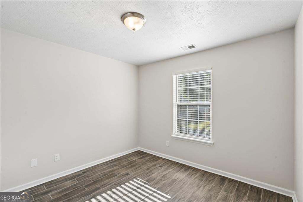 4879 Lake Park Lane Property Photo 14