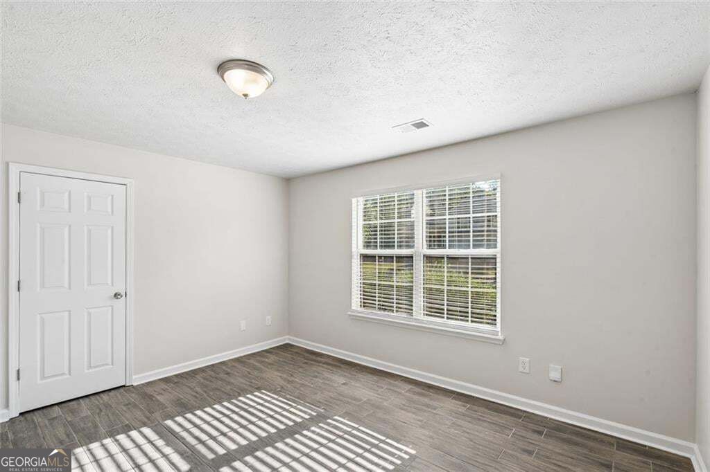 4879 Lake Park Lane Property Photo 17