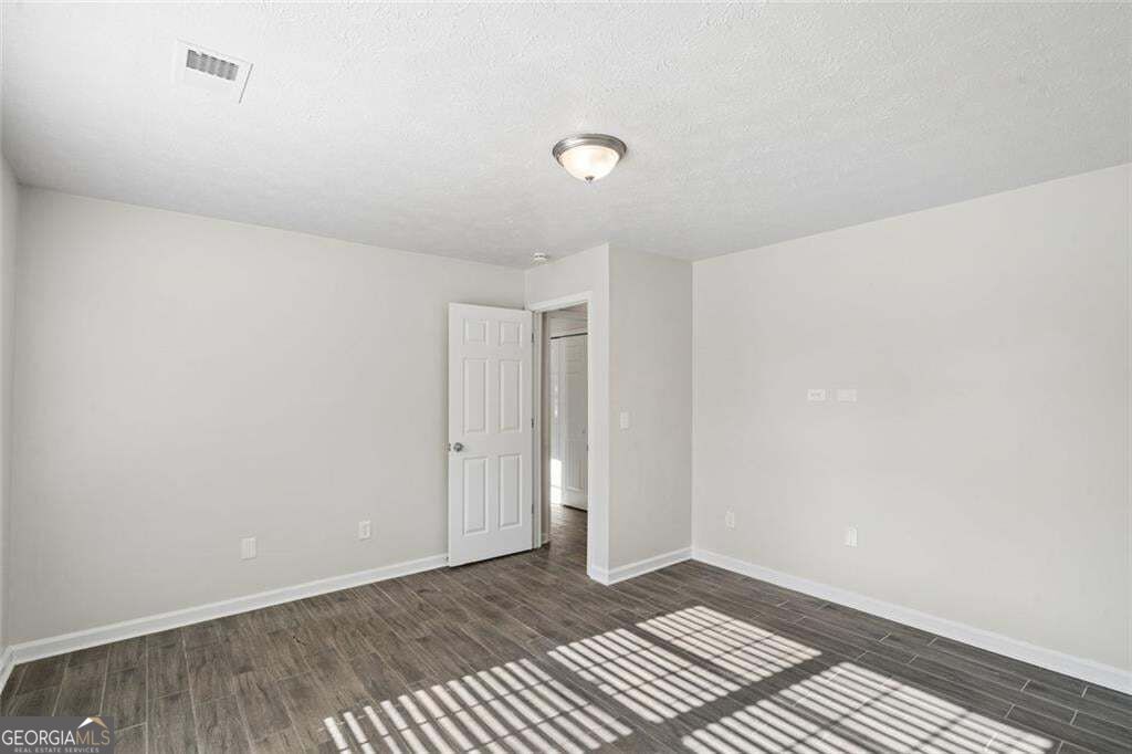 4879 Lake Park Lane Property Photo 18