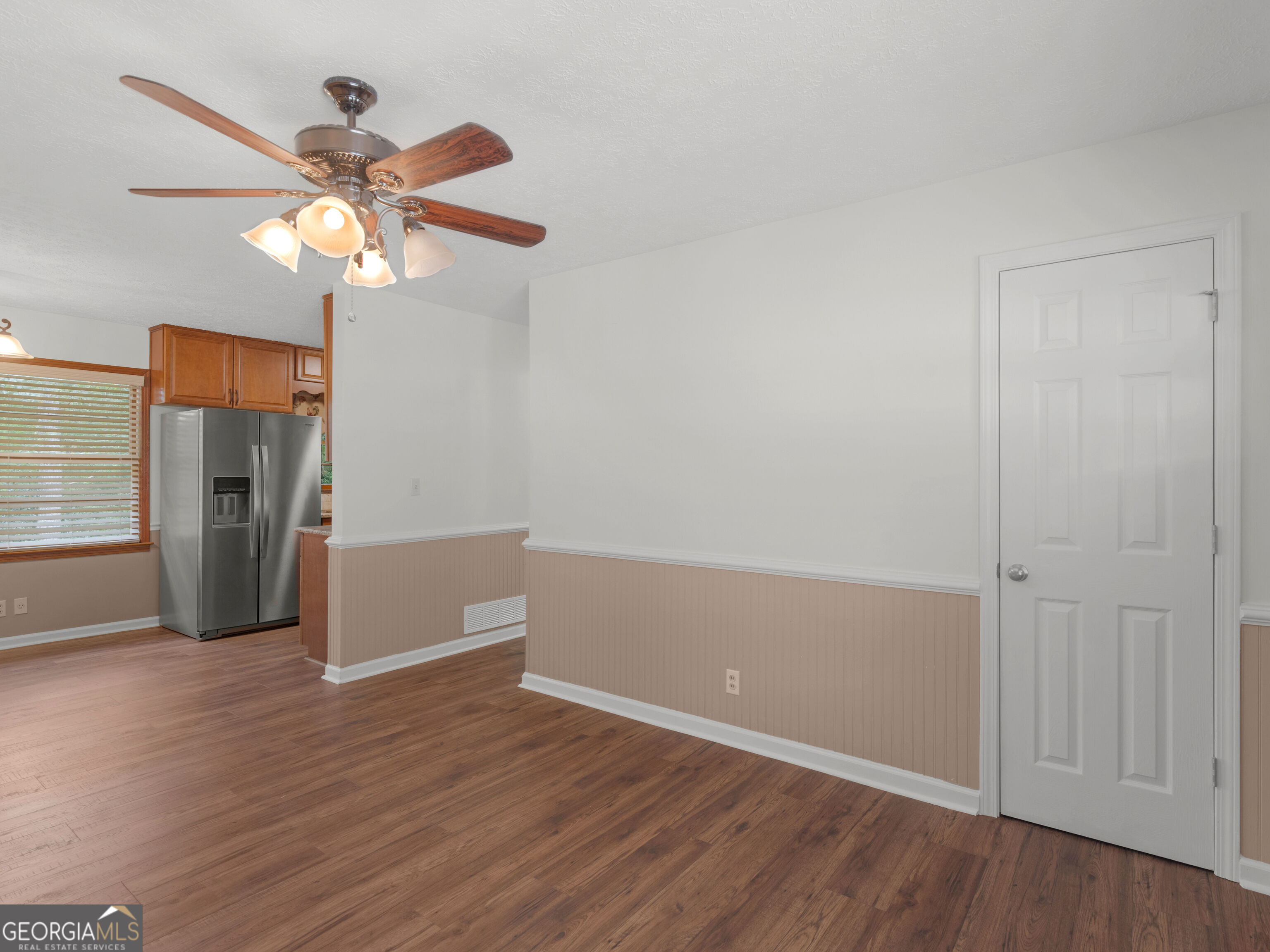 112 Beacon Street Property Photo 4