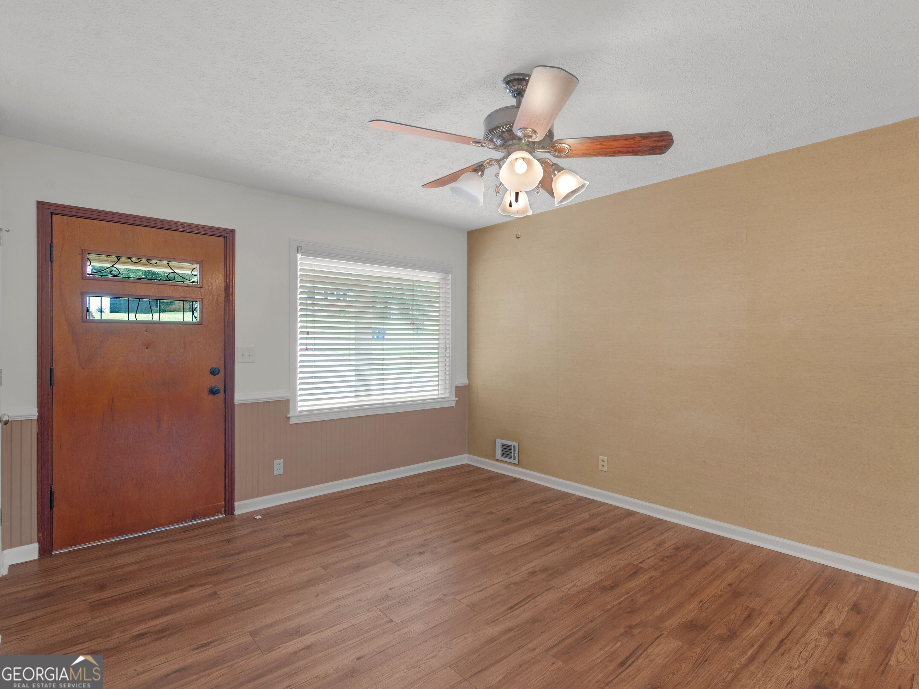 112 Beacon Street Property Photo 5