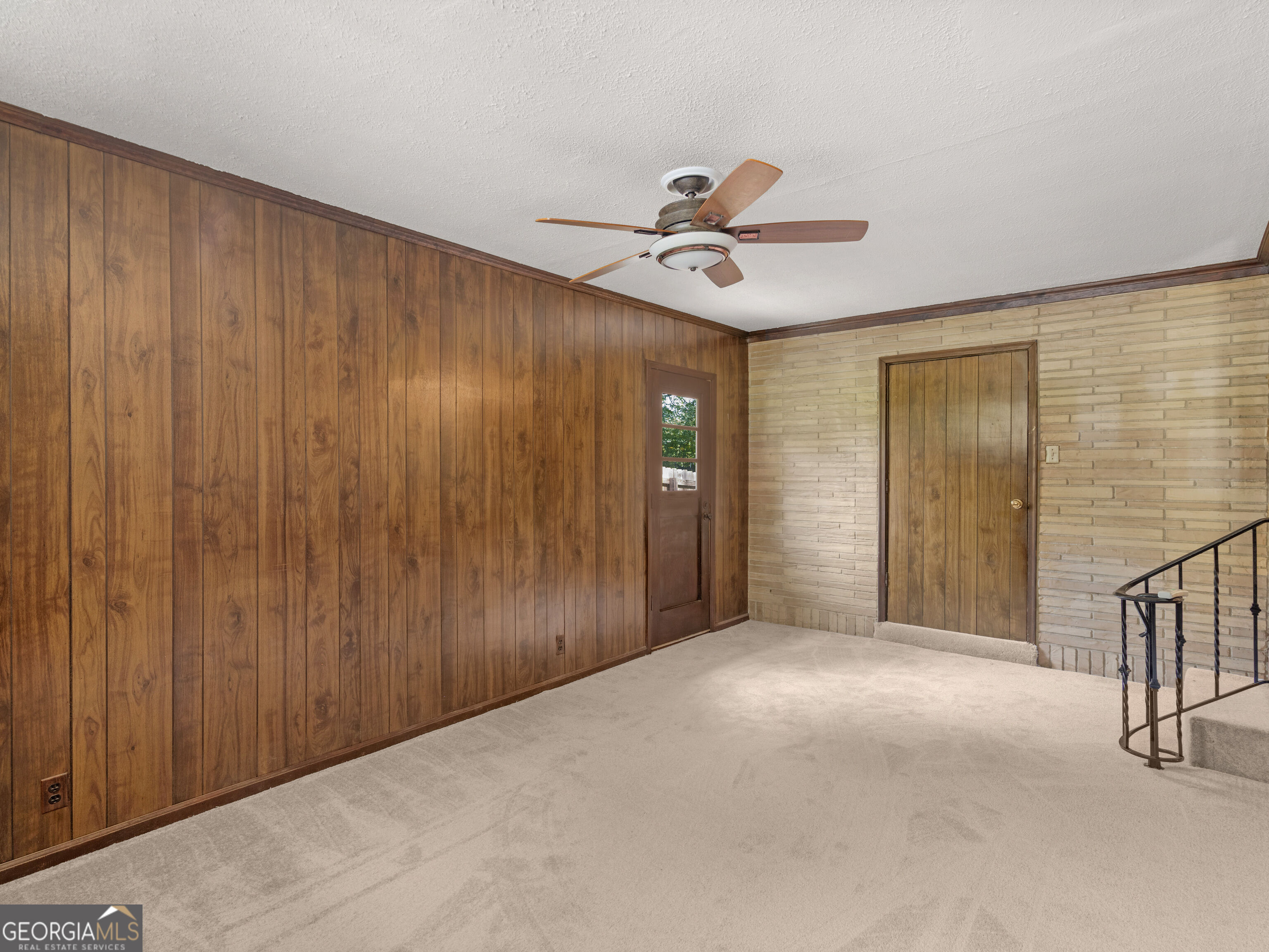 112 Beacon Street Property Photo 12