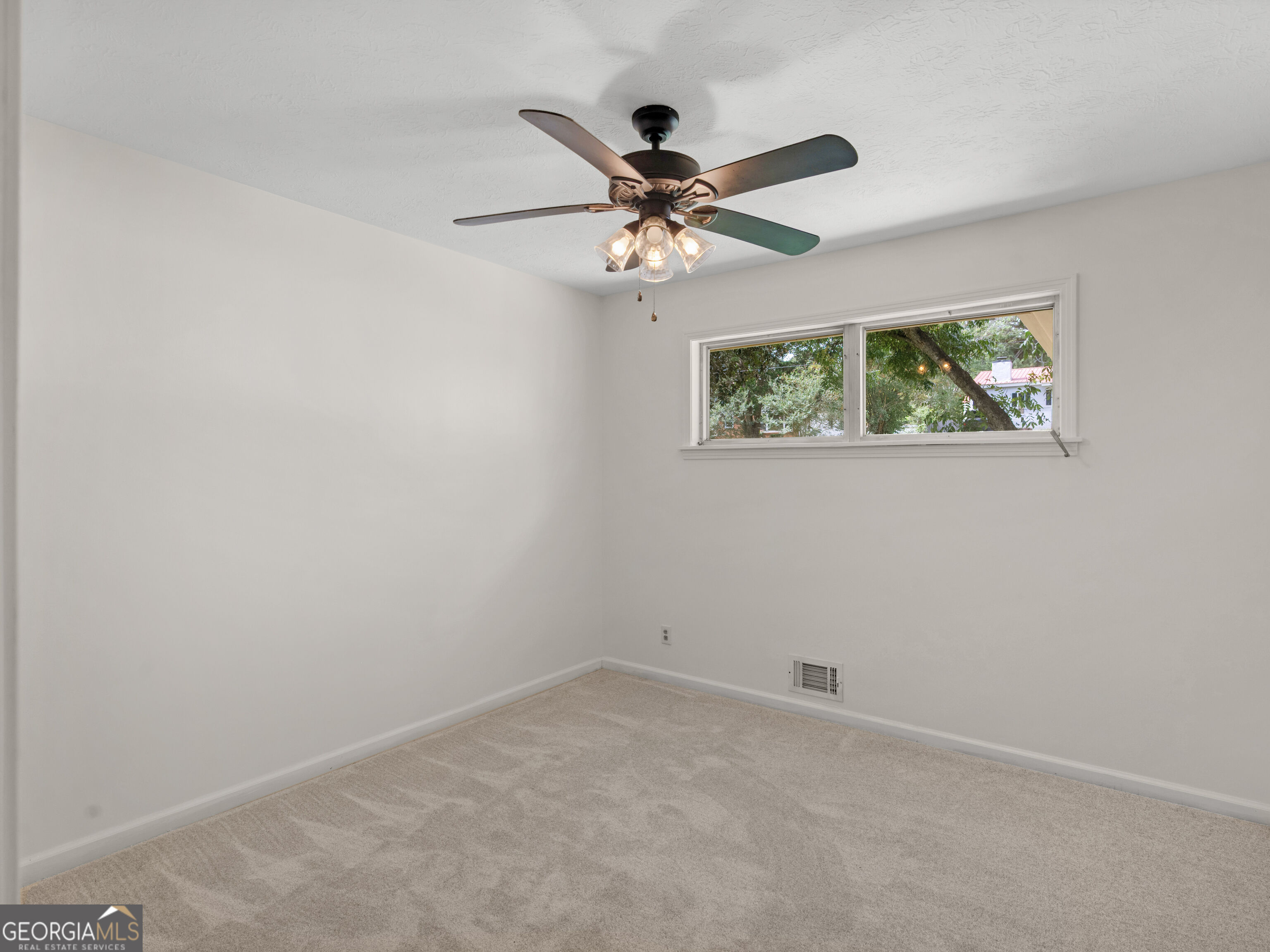 112 Beacon Street Property Photo 16