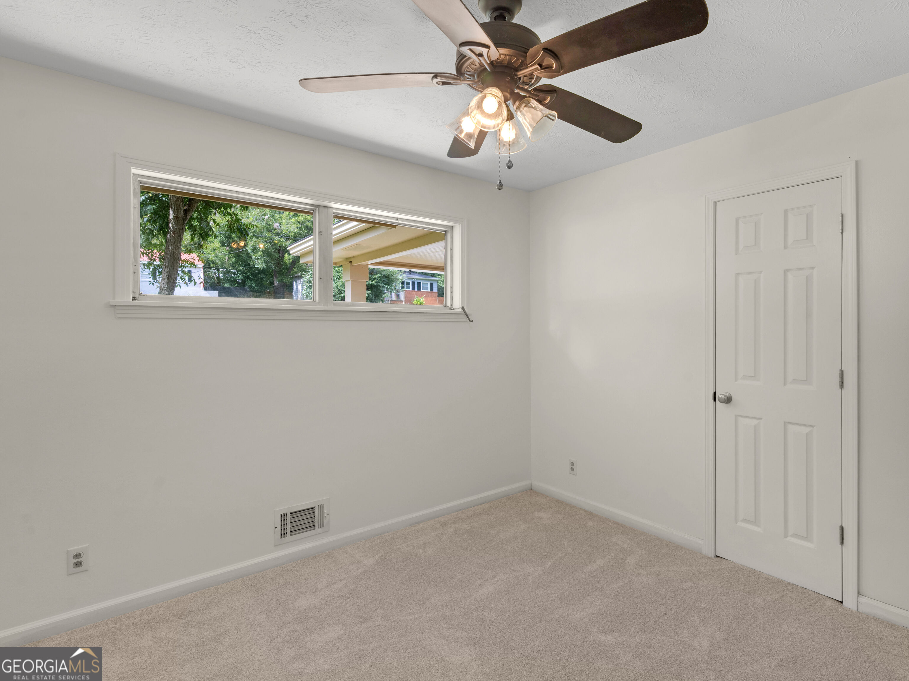 112 Beacon Street Property Photo 17