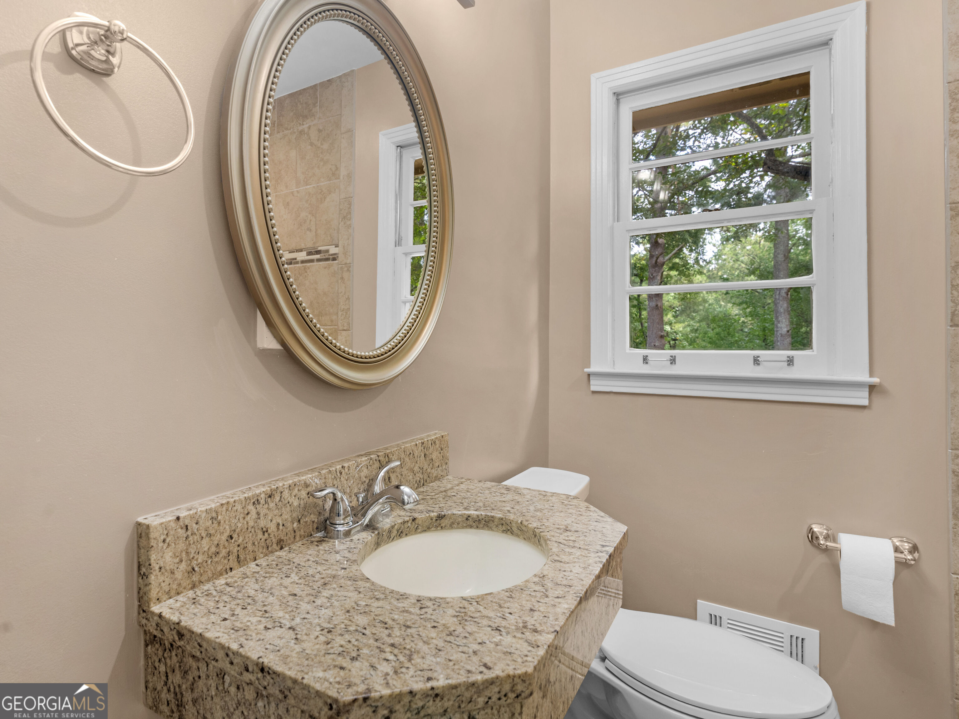 112 Beacon Street Property Photo 20
