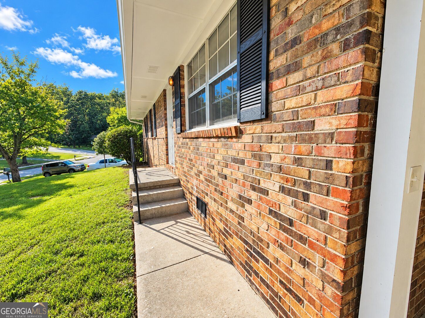 792 Plainville Circle Sw Property Photo 3