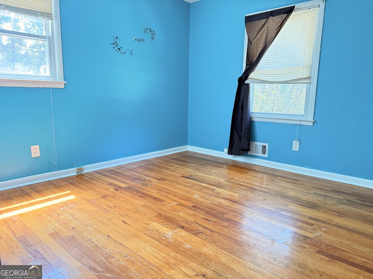 6556 Wendell Circle Property Photo 23