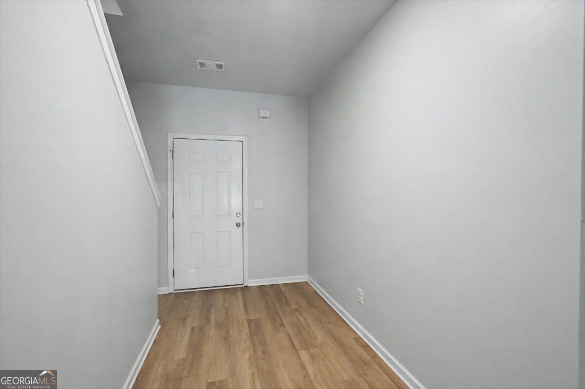 111 Woodside Court Property Photo 5