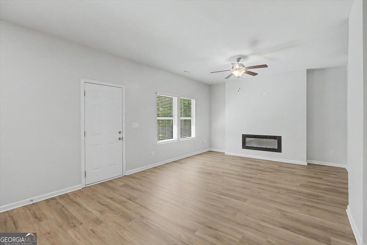 111 Woodside Court Property Photo 7