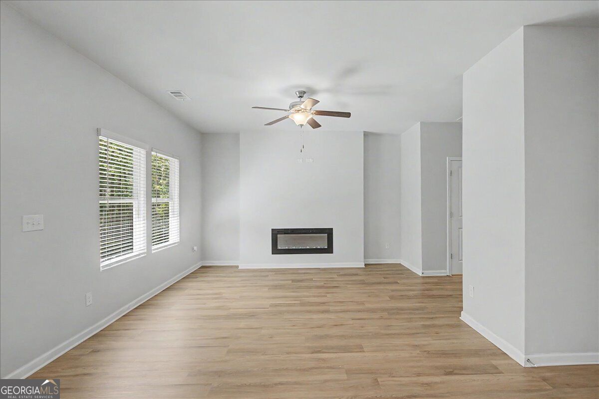111 Woodside Court Property Photo 8