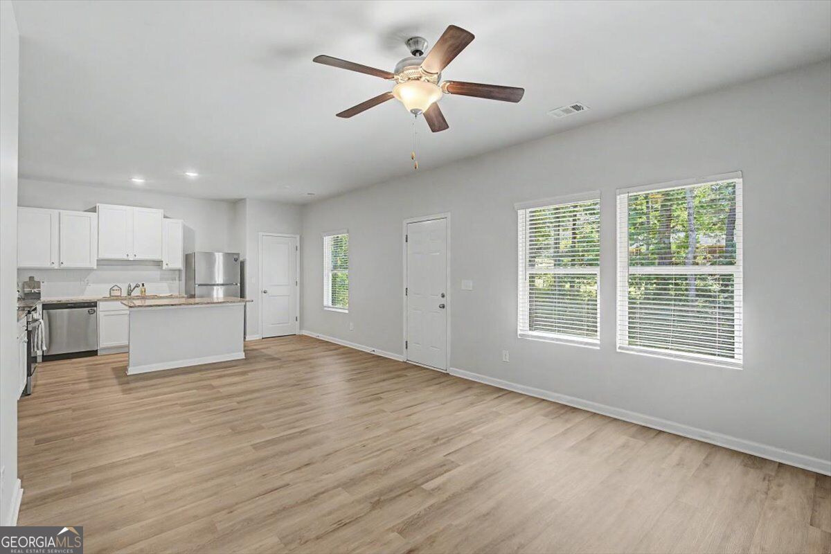 111 Woodside Court Property Photo 10