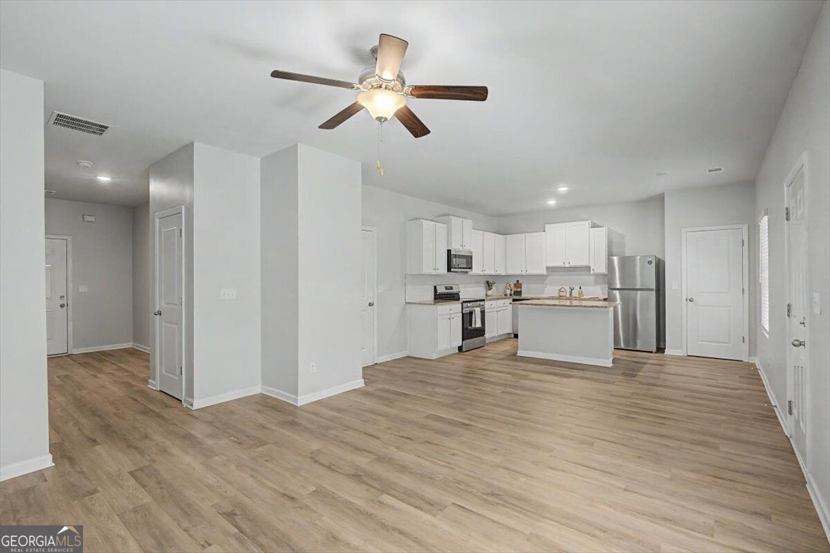 111 Woodside Court Property Photo 11