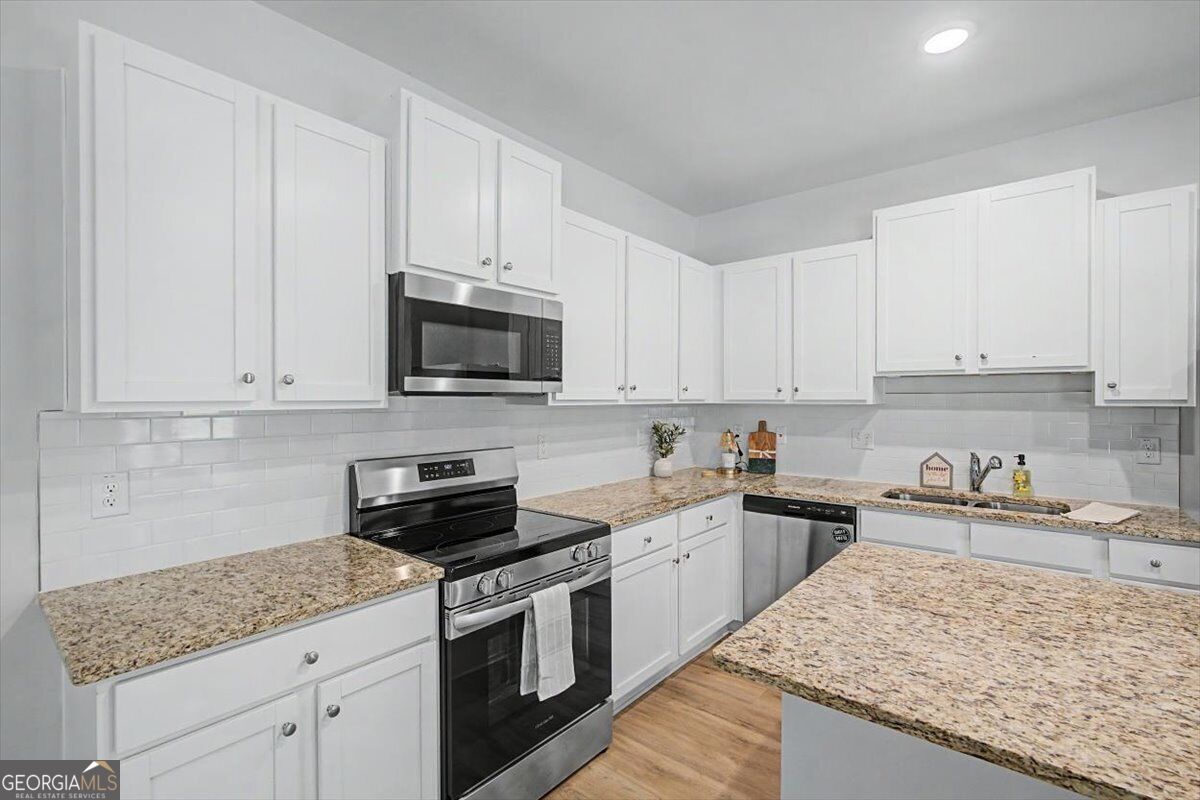 111 Woodside Court Property Photo 15