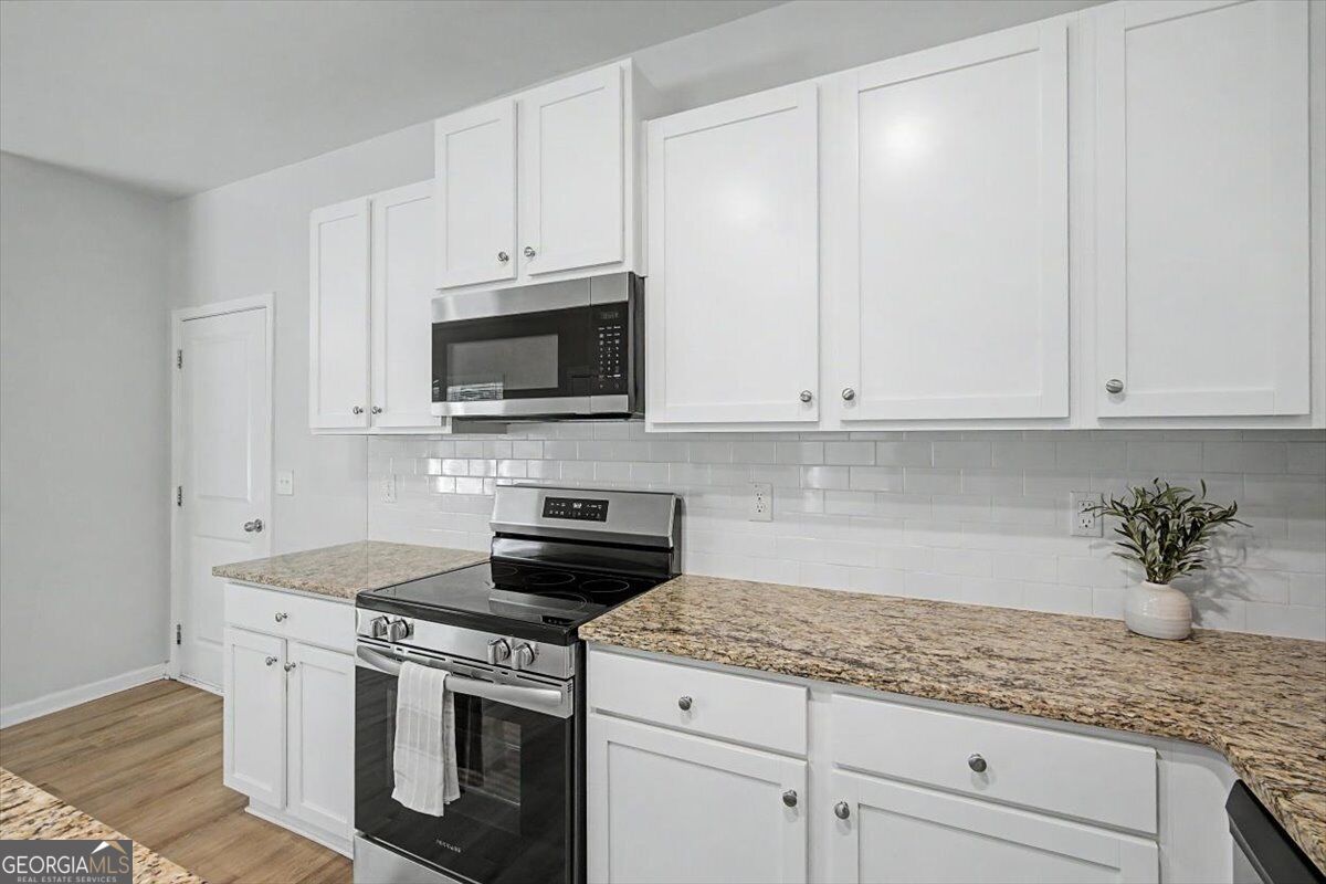 111 Woodside Court Property Photo 18