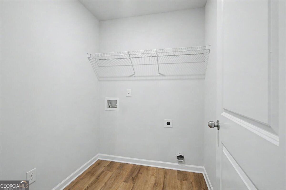 111 Woodside Court Property Photo 24