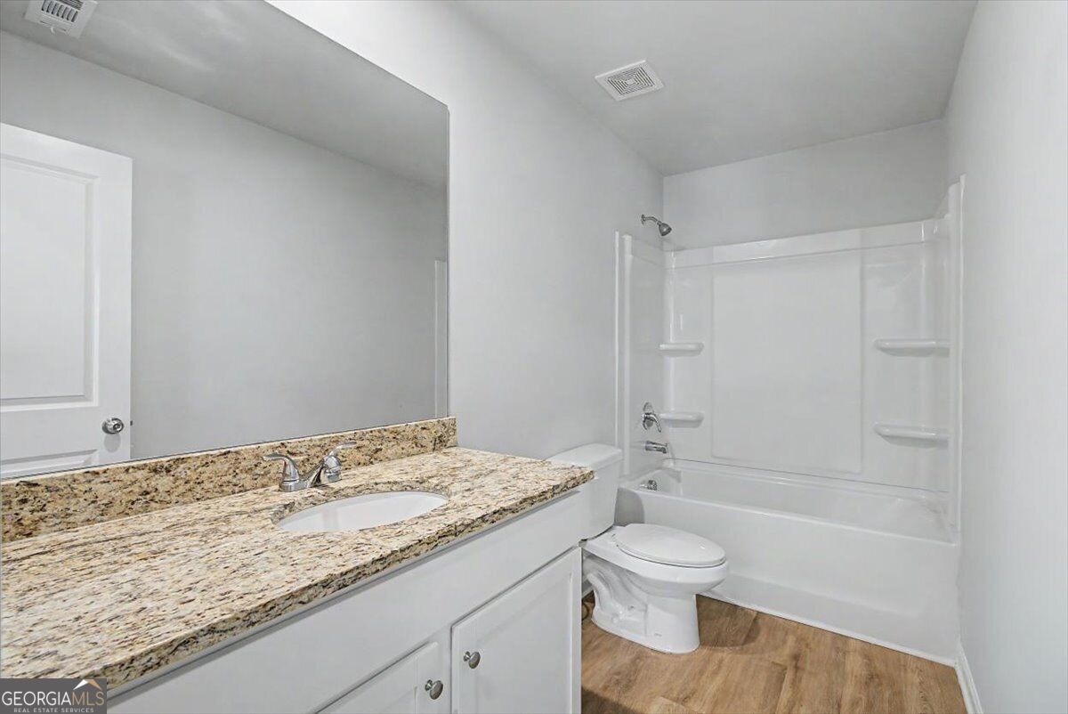 111 Woodside Court Property Photo 26
