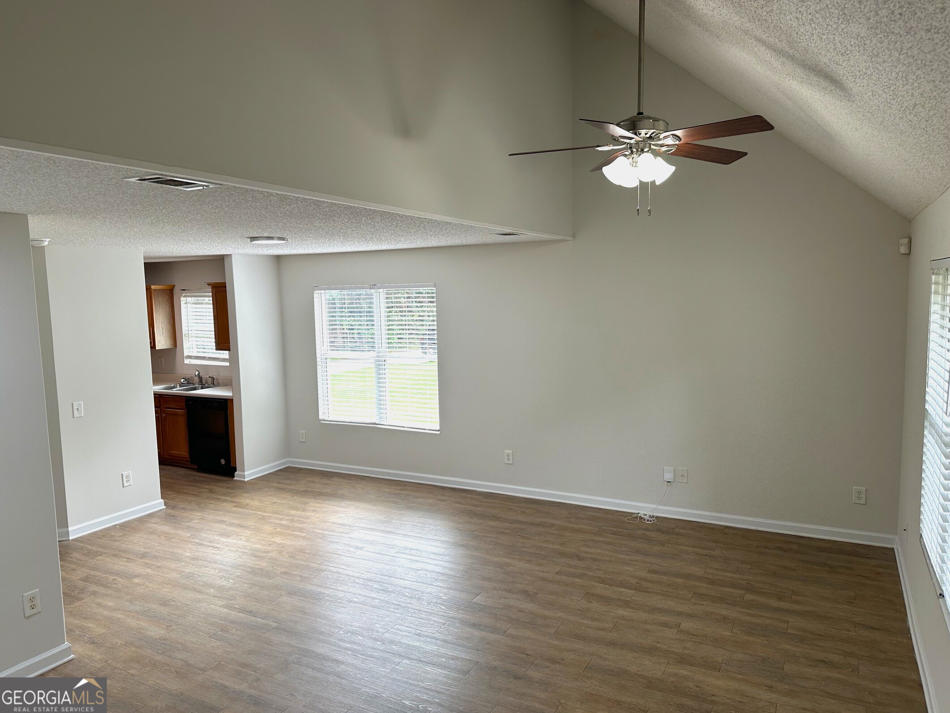 124 Bridgewater Circle Property Photo 2