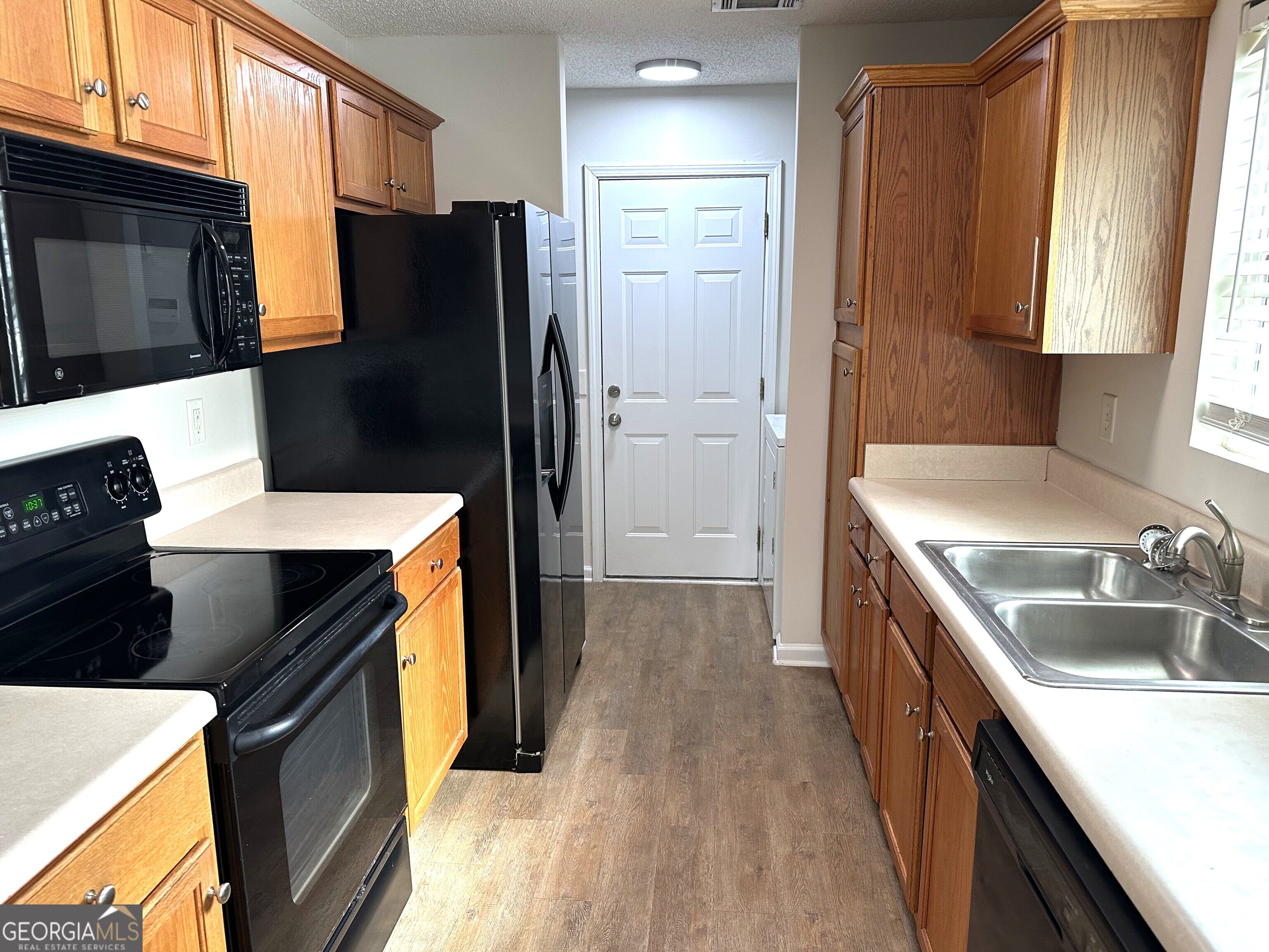 124 Bridgewater Circle Property Photo 4