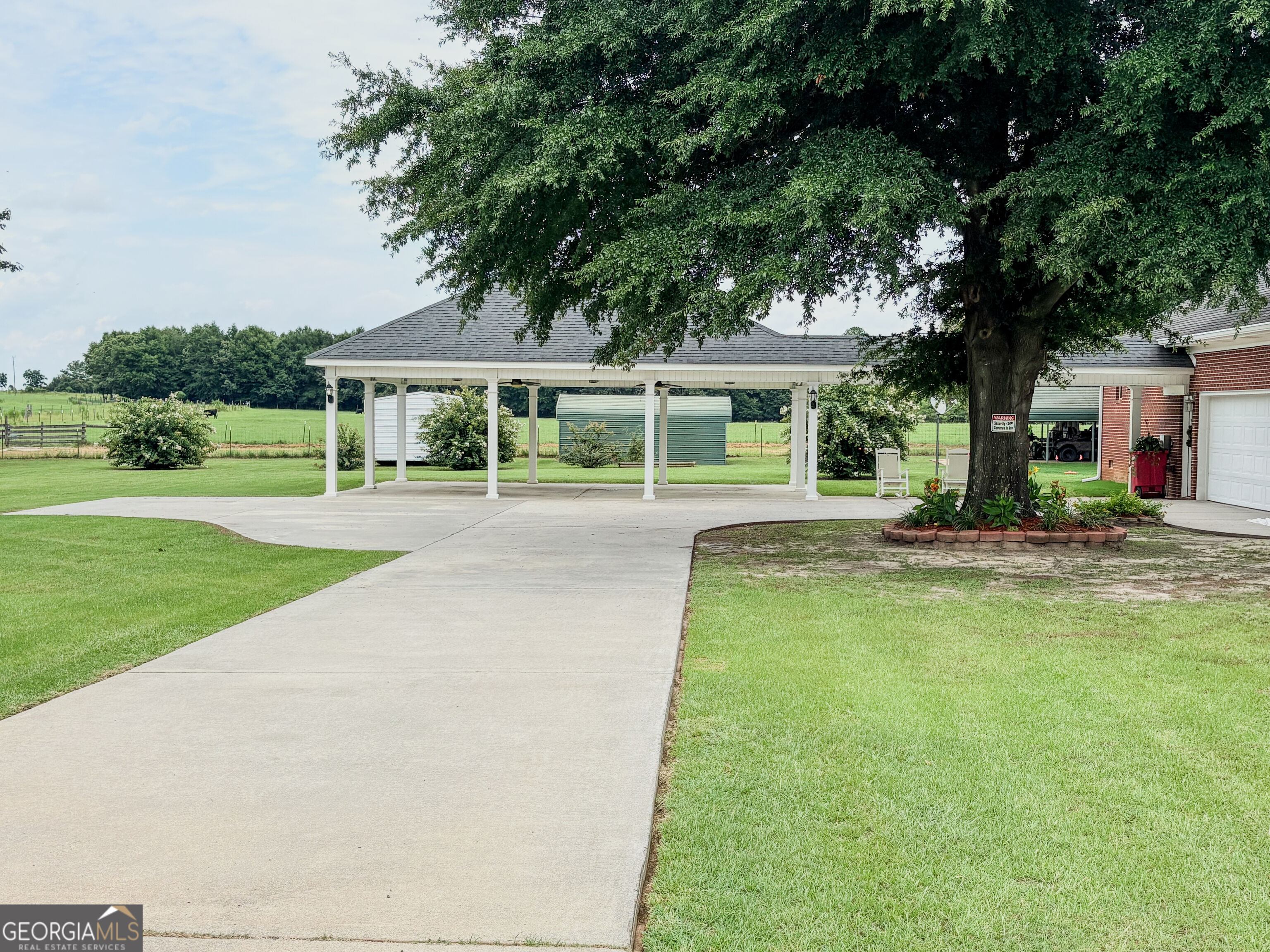 618 Godbee Road Property Photo 1