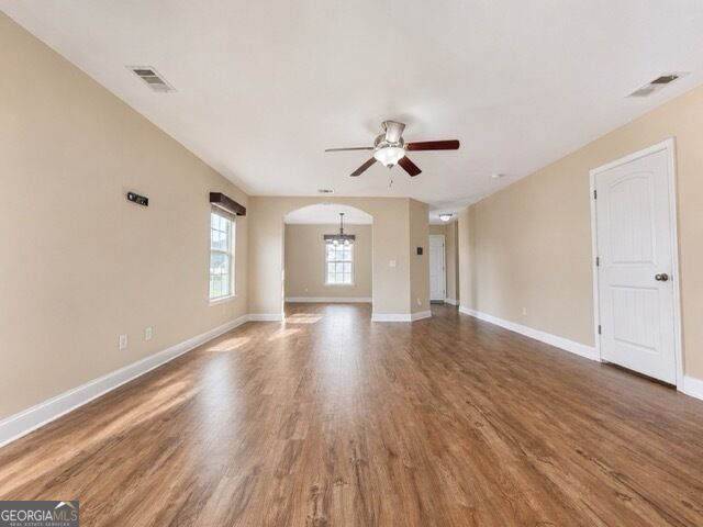113 Thoroughbred Drive Property Photo 12