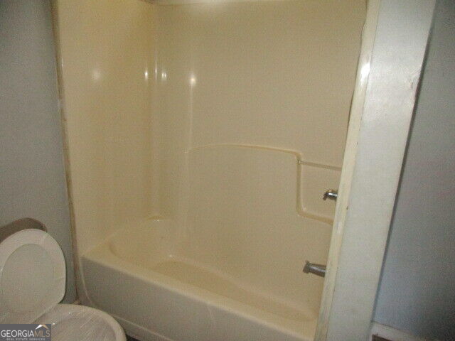 505 E Main Street Property Photo 8